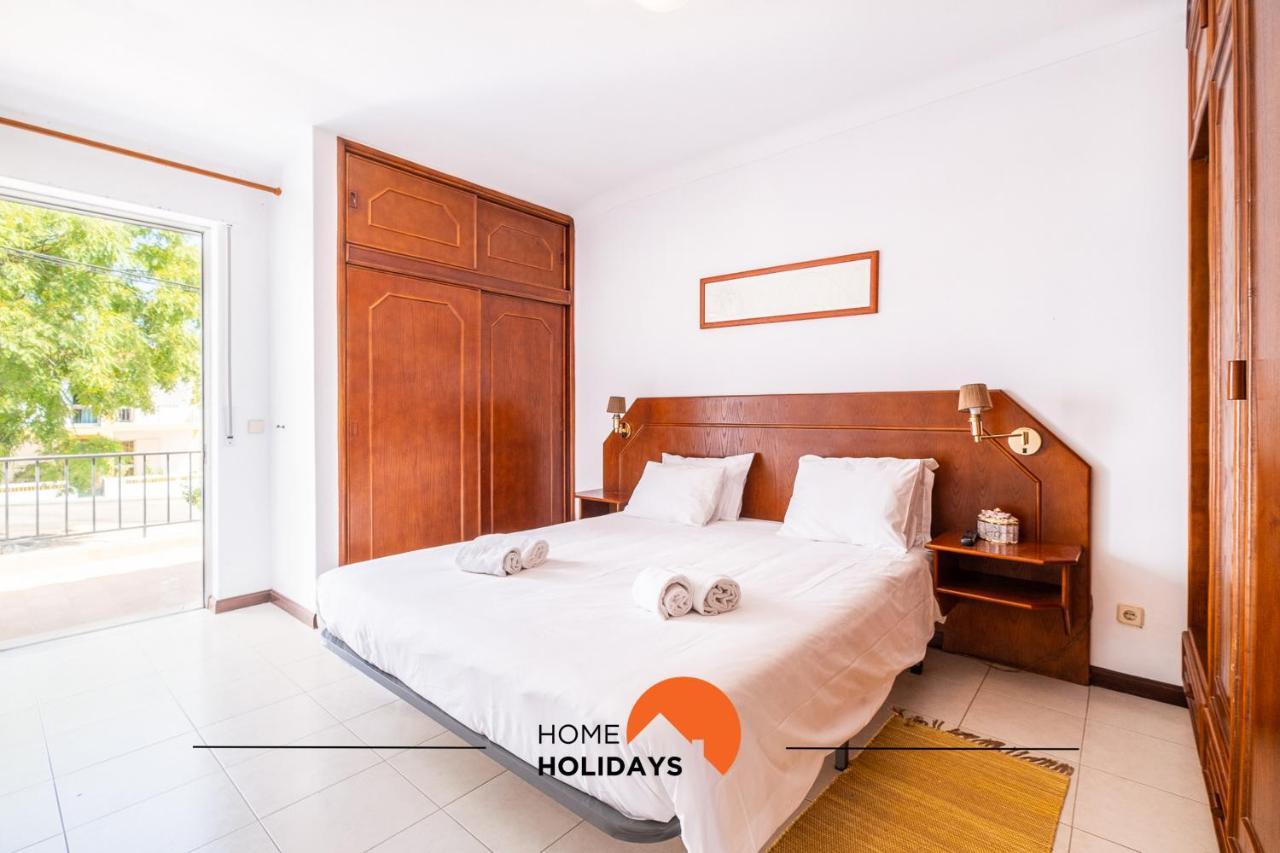 #047 Almond Tree By Holidays Albufeira